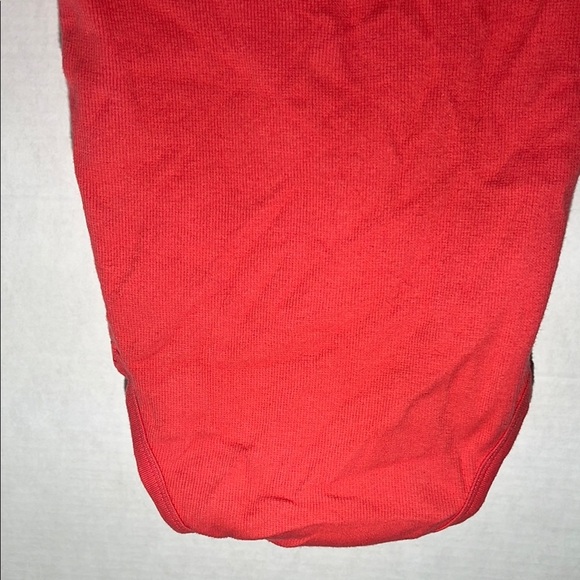 The Children's Place Red Crew Neck T-Shirt - Picture 9 of 9